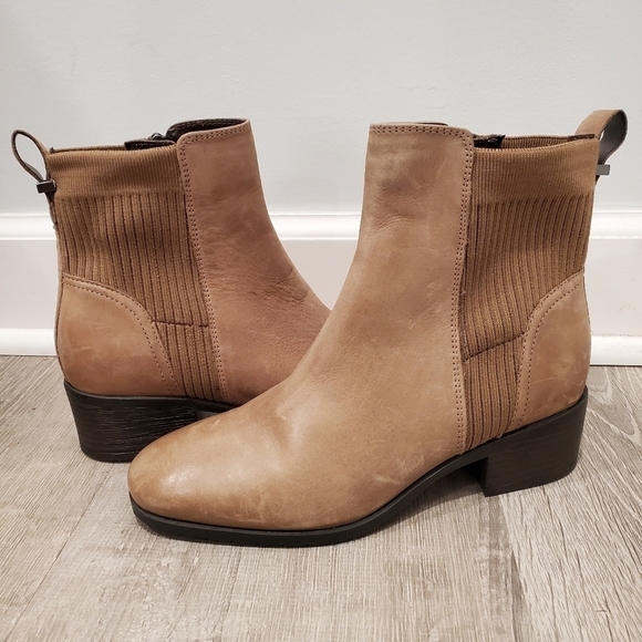 NEW Kenneth Cole Reaction Salt Stretch Brown Boot - Picture 1 of 6
